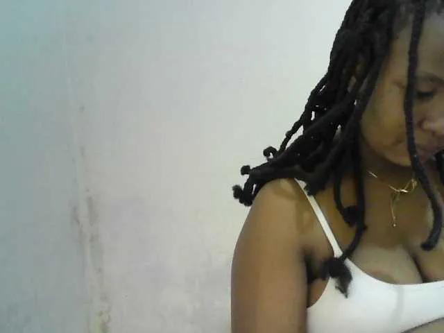 africanqueen2 on BongaCams