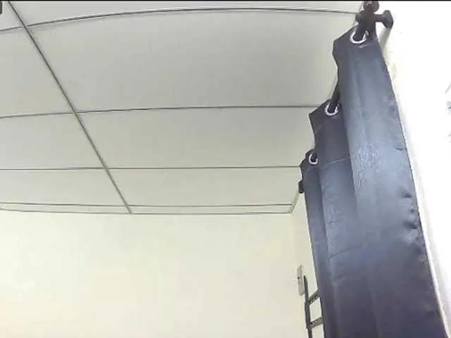 Agathar27 on BongaCams 