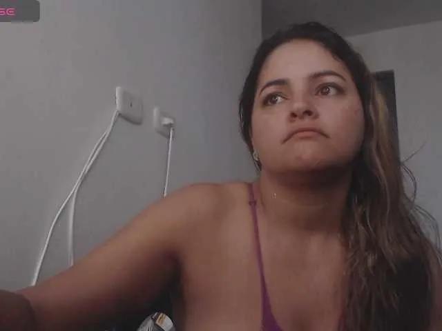 AlannaStephen on BongaCams 