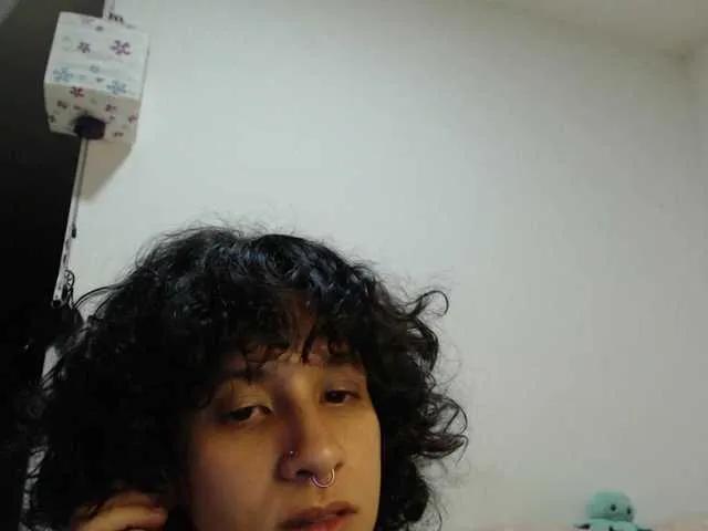 AlinaWoolf on BongaCams