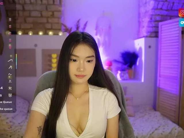 AllyahSky on BongaCams 
