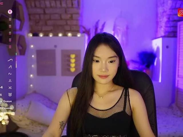 AllyahSky on BongaCams 