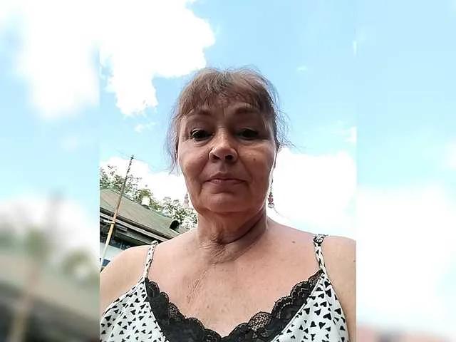 asya18 on BongaCams 