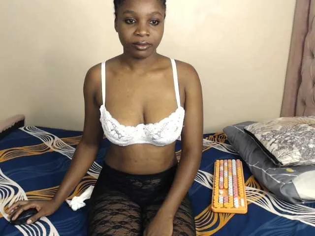 Ebonyfine on BongaCams