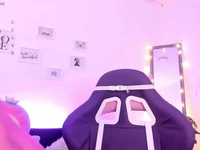 Jazmintorres on BongaCams