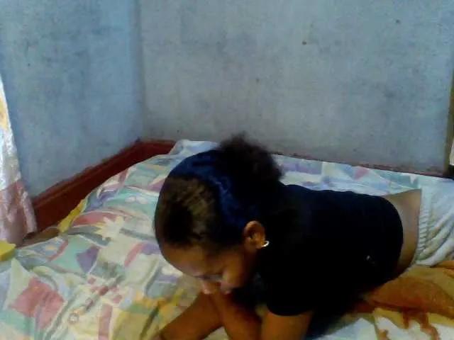 Kaishaa on BongaCams