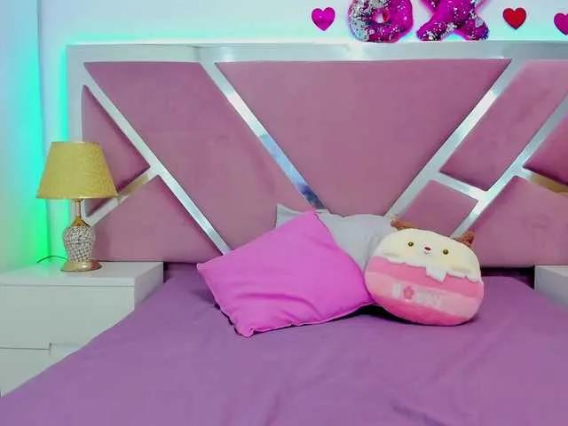 Kayladevin on BongaCams