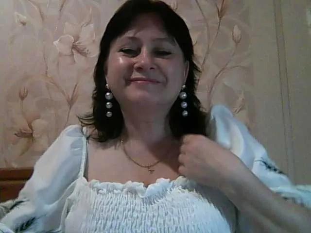 Kitti-Moon367 on BongaCams