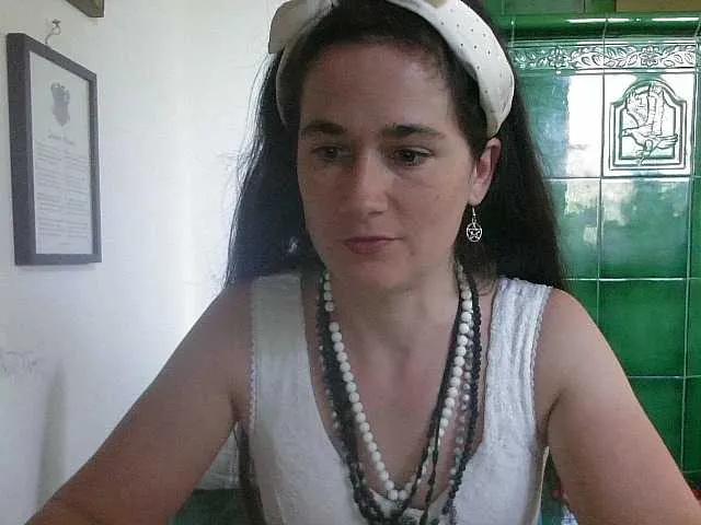 LatishaWhite on BongaCams