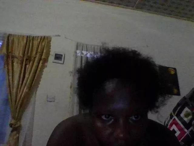 Lil-Mama on BongaCams 