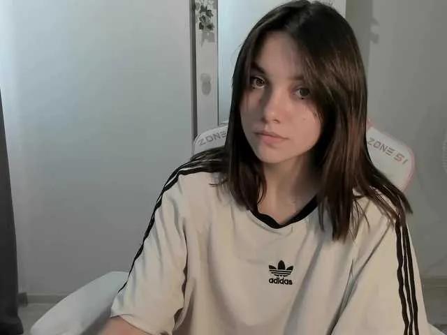 Lisamurm on BongaCams