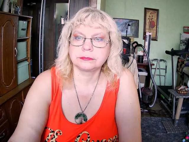 LOLA88888 on BongaCams