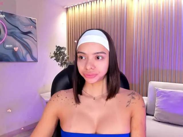 MaraRicci on BongaCams