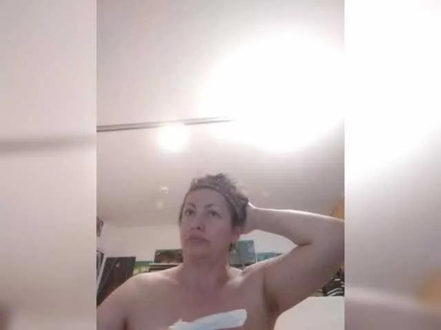 MariaAnaDei on BongaCams