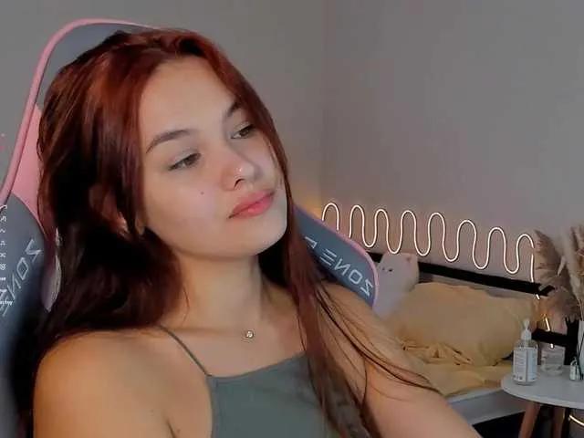 Mia-mit on BongaCams