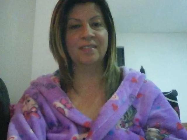 Mmmcutemm on BongaCams 