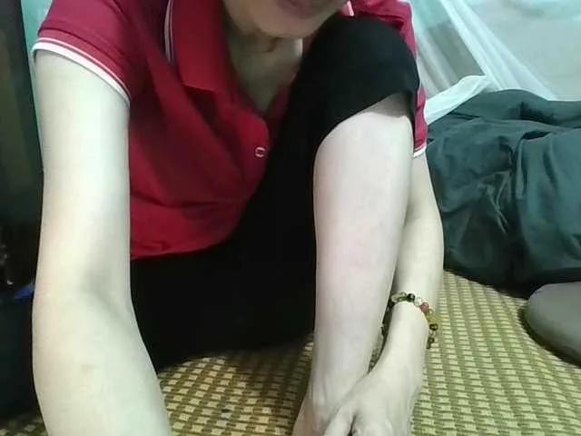 Moon18x on BongaCams 