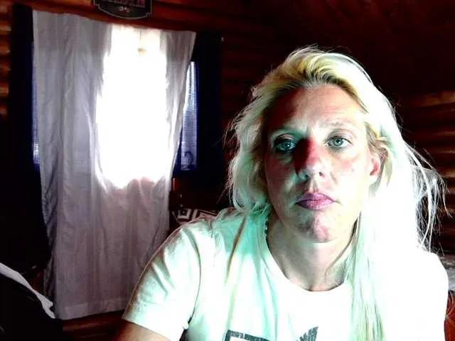 mylfGlama on BongaCams