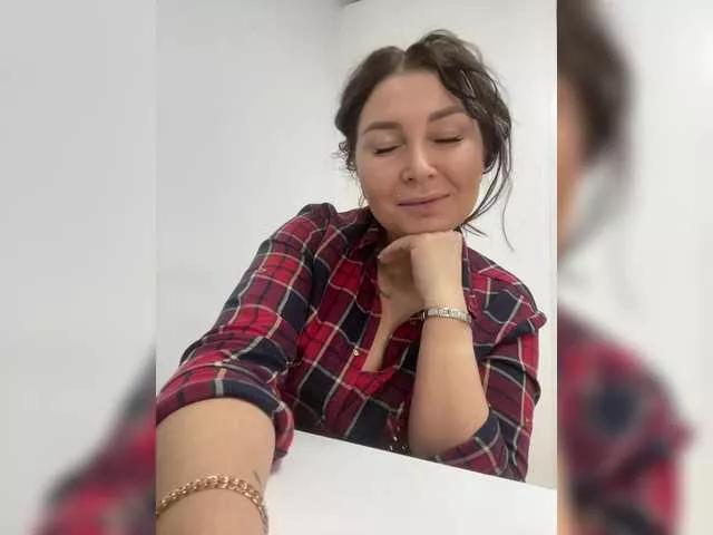 Olli2431 on BongaCams 