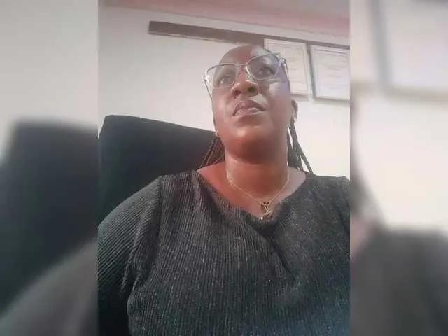Queenbigboobs on BongaCams