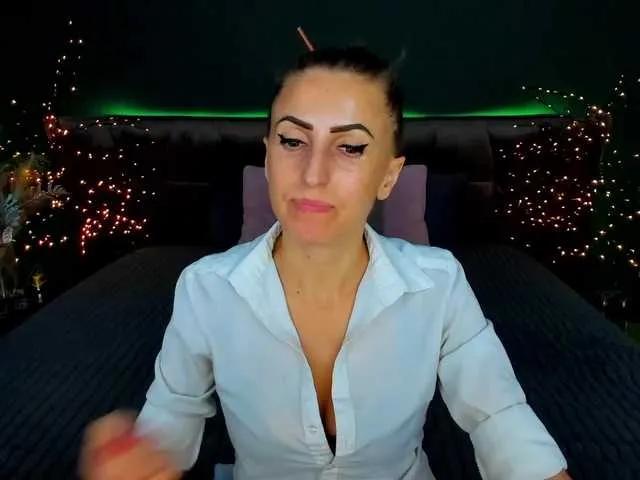 RebecaDiamond on BongaCams
