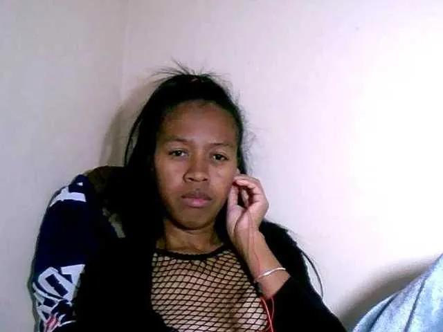 rose27 on BongaCams