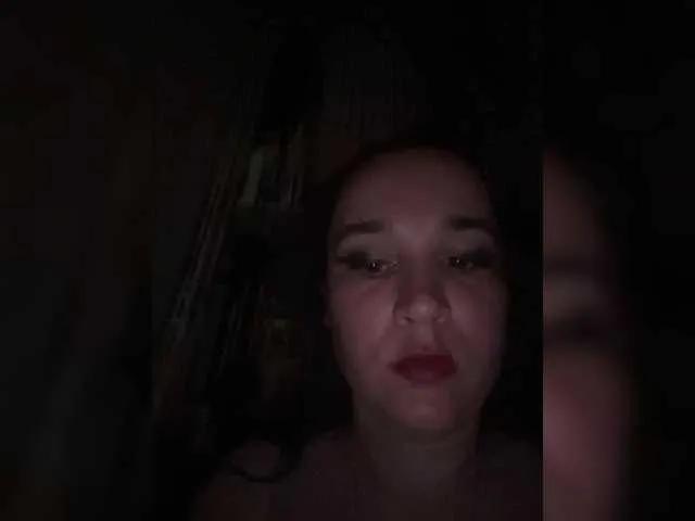 SaliiOnli on BongaCams