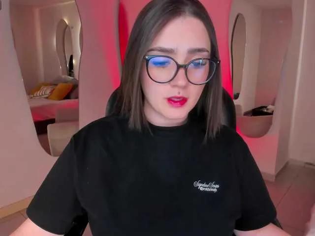 SarahRhodes on BongaCams 
