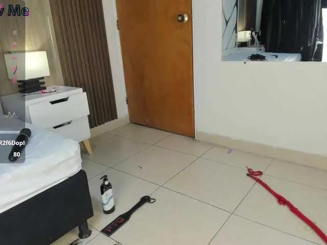 Scarletthomas on BongaCams