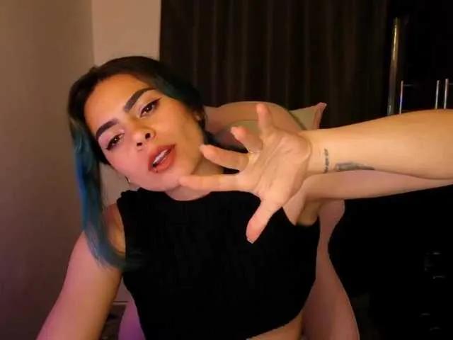 sexxyladyy on BongaCams