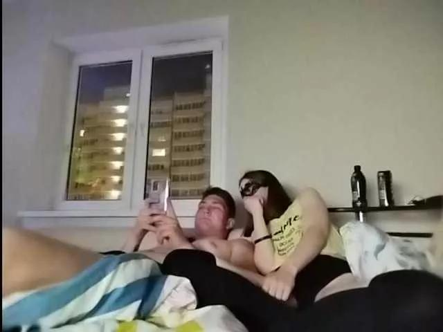 Sweet-Couple- on BongaCams 