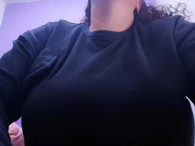 tinkerbell- from BongaCams is Freechat