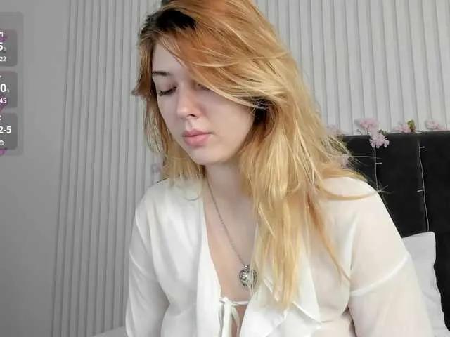 Vanessa-Walters — Role -playing games, blowjob, slap, vibrations, dirty conversations, footfitish, striptease, humiliation of penis crumbs