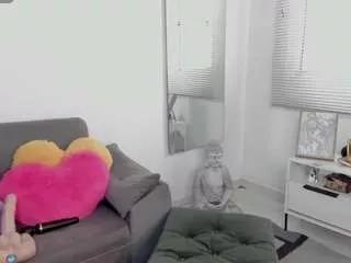 missvaleriewatts from CamSoda