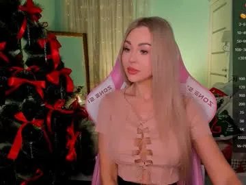 adeleroberts on Chaturbate