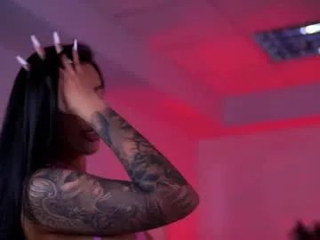 aishaadevoe on Chaturbate