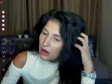 alianna_solo_kiss on Chaturbate 