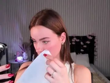 ameli_povilainn on Chaturbate