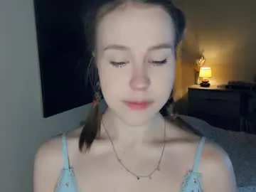 angel_to_burn on Chaturbate