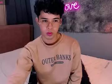 asiancum_peter on Chaturbate 