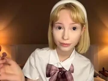 bella_gasp — Goal: Lick my fingers like after chips lol .Call me Alice;) #18 #new #lovense #young #teen [25 tokens remaining]