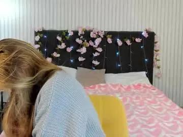 booozekirs_ — Welcome! My name is kira  Goal:  Stand ass to the camera   #bigboobs #18  #c2c #teen  [46 tokens remaining]