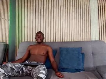 bro_friends on Chaturbate