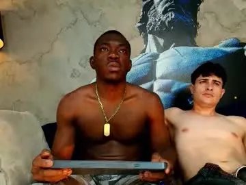 bro_friends on Chaturbate