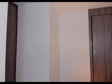 brunnahart — PVT ON #latina #lovense #bigboobs #squirt #curvy