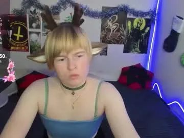 cattie_w_ on Chaturbate