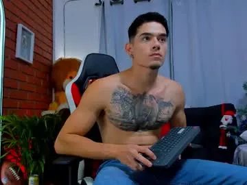 chepe_fit on Chaturbate