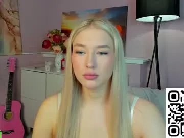 chloe_alba on Chaturbate