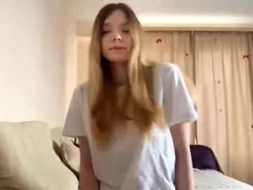 chloe_show on Chaturbate