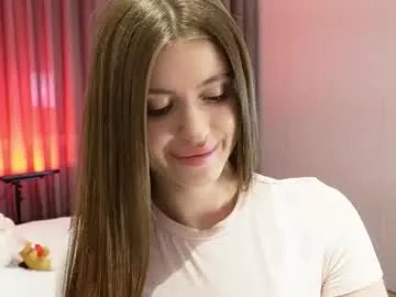 chloespark on Chaturbate